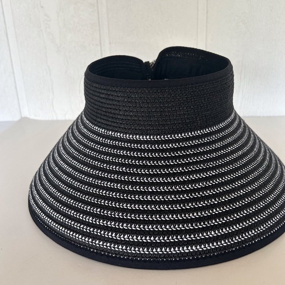 MAGID STRIPED PACKABLE WIDE BRIM STRAW ROLLU UP SUN VISOR NWOT - Picture 2 of 9